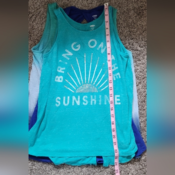 STUNNING 3 BLUE OLD NAVY TANK TOPS - Picture 5 of 9